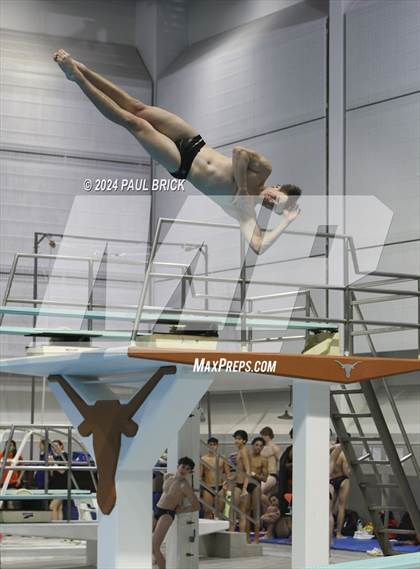 Thumbnail 3 in UIL 6A Swimming & Diving Finals photogallery.