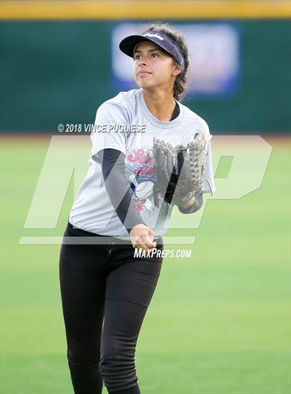 Thumbnail 3 in LACS 2018 Senior All-Stars photogallery.