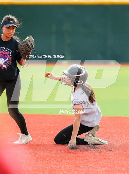 Thumbnail 3 in LACS 2018 Senior All-Stars photogallery.