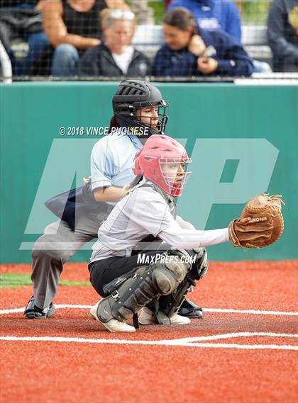 Thumbnail 2 in LACS 2018 Senior All-Stars photogallery.