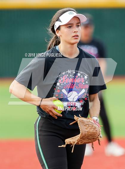 Thumbnail 1 in LACS 2018 Senior All-Stars photogallery.