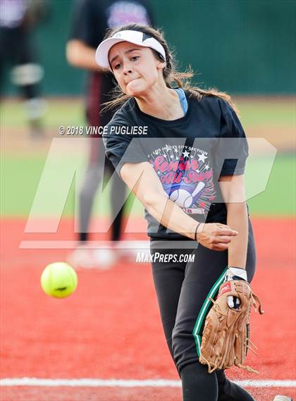 Thumbnail 3 in LACS 2018 Senior All-Stars photogallery.