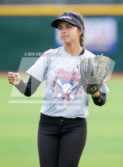 Thumbnail 1 in LACS 2018 Senior All-Stars photogallery.