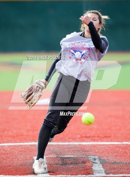 Thumbnail 3 in LACS 2018 Senior All-Stars photogallery.