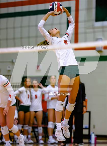 Thumbnail 3 in The Woodlands vs Grand Oaks photogallery.