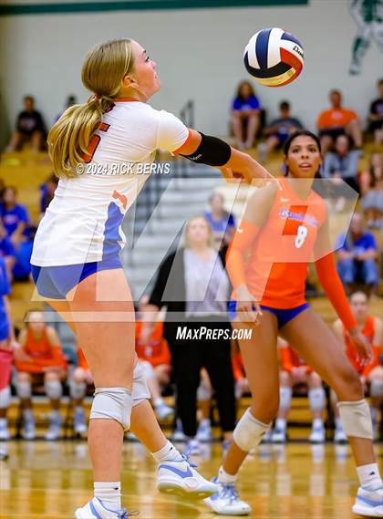 Thumbnail 2 in The Woodlands vs Grand Oaks photogallery.