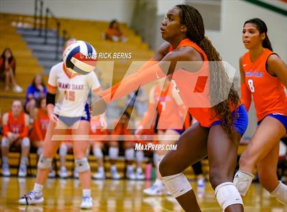 Thumbnail 1 in The Woodlands vs Grand Oaks photogallery.