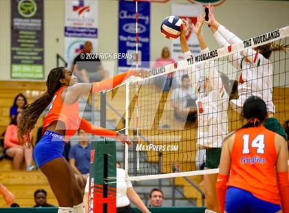 Thumbnail 2 in The Woodlands vs Grand Oaks photogallery.