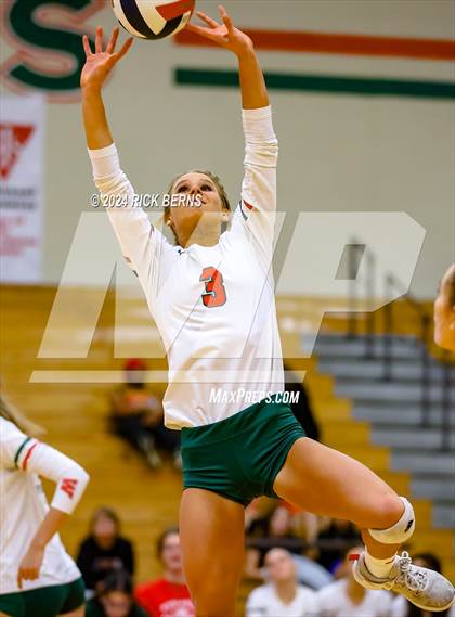 Thumbnail 2 in The Woodlands vs Grand Oaks photogallery.