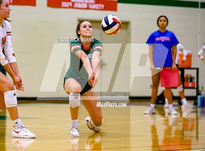 Thumbnail 3 in The Woodlands vs Grand Oaks photogallery.