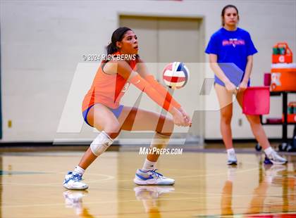 Thumbnail 2 in The Woodlands vs Grand Oaks photogallery.