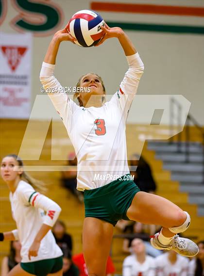 Thumbnail 1 in The Woodlands vs Grand Oaks photogallery.