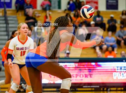 Thumbnail 3 in The Woodlands vs Grand Oaks photogallery.