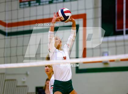 Thumbnail 2 in The Woodlands vs Grand Oaks photogallery.