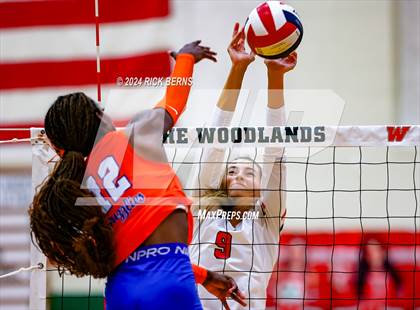 Thumbnail 2 in The Woodlands vs Grand Oaks photogallery.