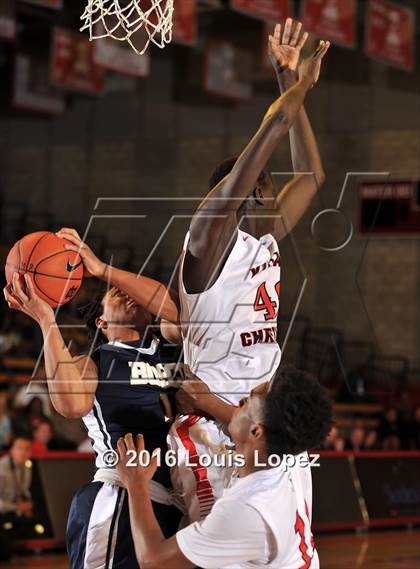Thumbnail 1 in Village Christian vs. St. John Bosco (Nike Extravaganza) photogallery.