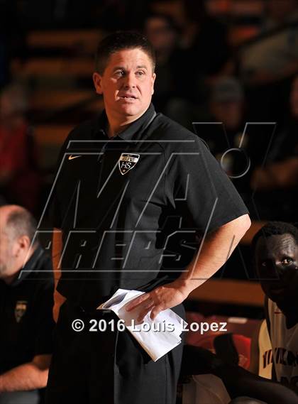 Thumbnail 3 in Village Christian vs. St. John Bosco (Nike Extravaganza) photogallery.