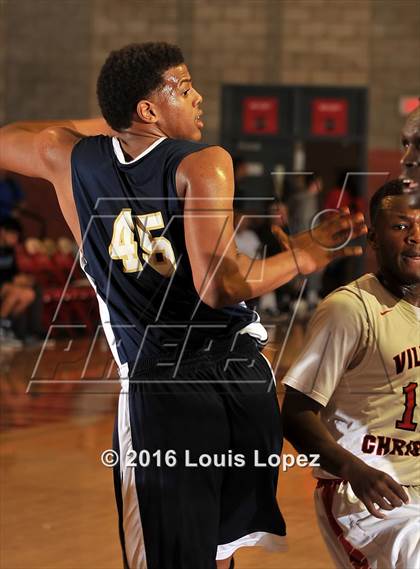 Thumbnail 3 in Village Christian vs. St. John Bosco (Nike Extravaganza) photogallery.