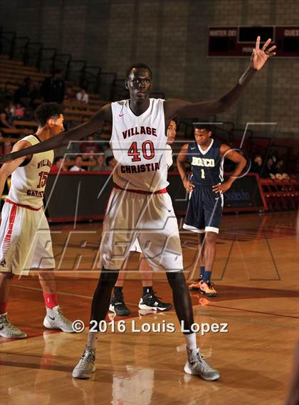 Thumbnail 1 in Village Christian vs. St. John Bosco (Nike Extravaganza) photogallery.