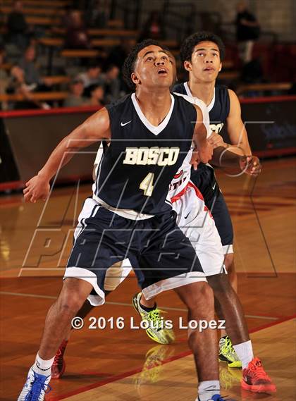 Thumbnail 1 in Village Christian vs. St. John Bosco (Nike Extravaganza) photogallery.