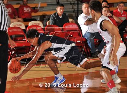 Thumbnail 2 in Village Christian vs. St. John Bosco (Nike Extravaganza) photogallery.