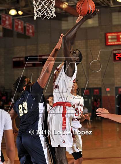 Thumbnail 1 in Village Christian vs. St. John Bosco (Nike Extravaganza) photogallery.