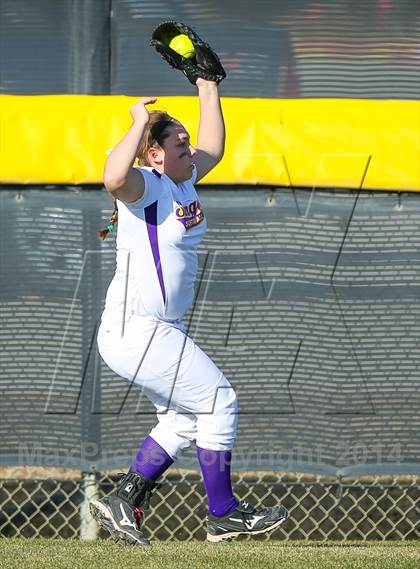 Thumbnail 2 in Centennial vs Sanger (LCS/Argyle Softball Tournament) photogallery.