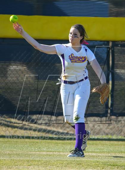 Thumbnail 1 in Centennial vs Sanger (LCS/Argyle Softball Tournament) photogallery.