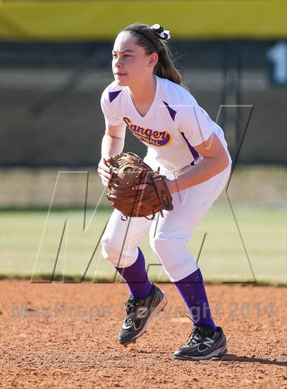 Thumbnail 1 in Centennial vs Sanger (LCS/Argyle Softball Tournament) photogallery.