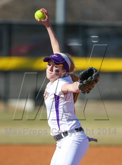 Thumbnail 2 in Centennial vs Sanger (LCS/Argyle Softball Tournament) photogallery.