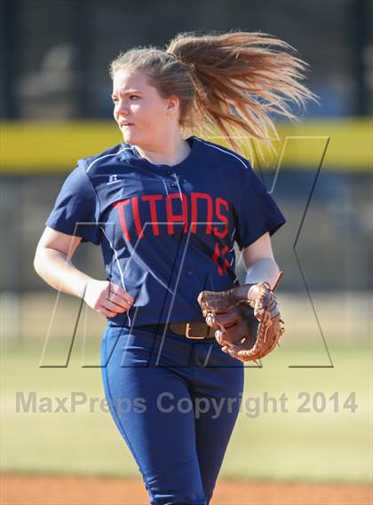 Thumbnail 2 in Centennial vs Sanger (LCS/Argyle Softball Tournament) photogallery.