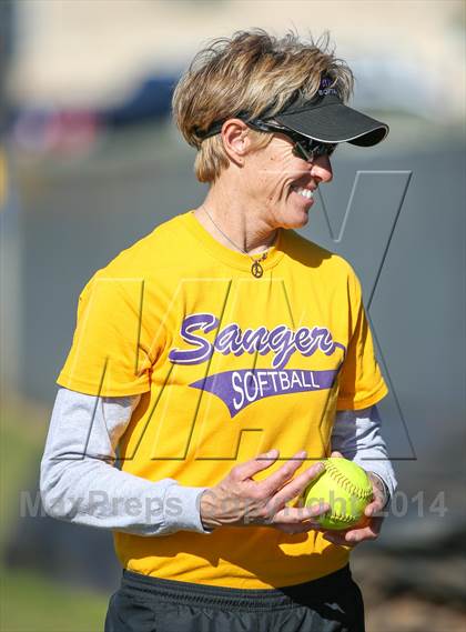 Thumbnail 2 in Centennial vs Sanger (LCS/Argyle Softball Tournament) photogallery.
