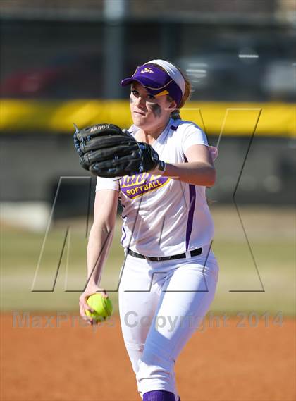 Thumbnail 1 in Centennial vs Sanger (LCS/Argyle Softball Tournament) photogallery.
