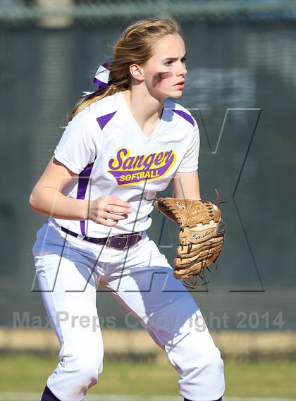 Thumbnail 1 in Centennial vs Sanger (LCS/Argyle Softball Tournament) photogallery.
