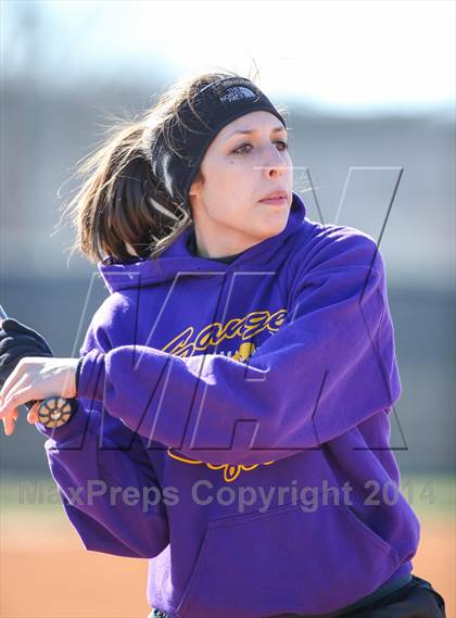 Thumbnail 1 in Centennial vs Sanger (LCS/Argyle Softball Tournament) photogallery.