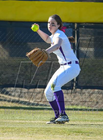 Thumbnail 2 in Centennial vs Sanger (LCS/Argyle Softball Tournament) photogallery.