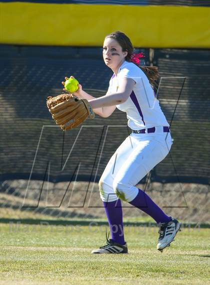 Thumbnail 1 in Centennial vs Sanger (LCS/Argyle Softball Tournament) photogallery.