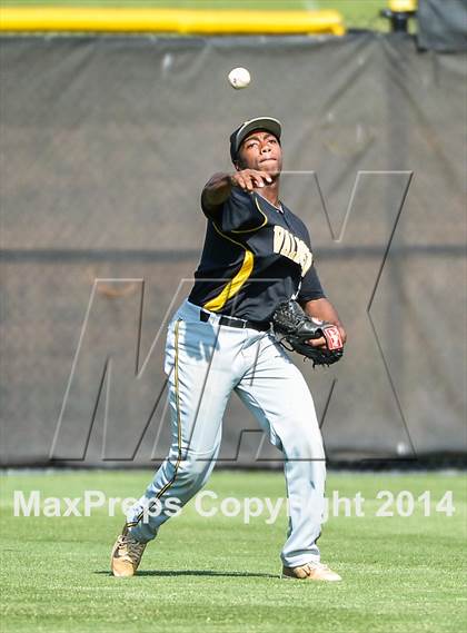 Thumbnail 1 in Johns Creek vs Valdosta (GHSA Round 3 Playoff) photogallery.