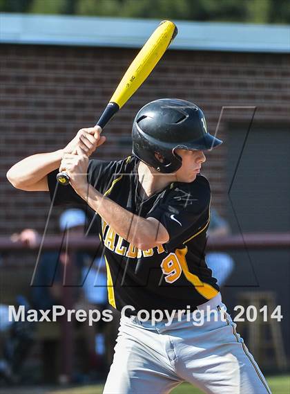 Thumbnail 2 in Johns Creek vs Valdosta (GHSA Round 3 Playoff) photogallery.