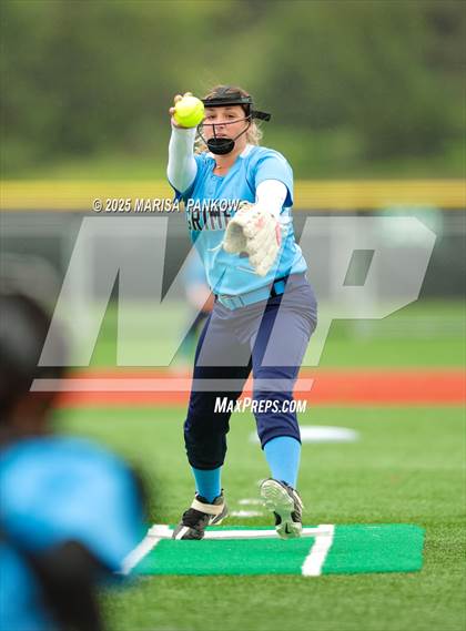 Thumbnail 2 in Bishop Grimes vs Tully (NYSPHSAA Section 3 Play in Game) photogallery.