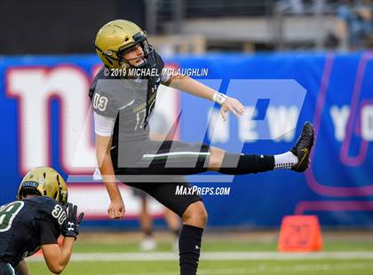 Thumbnail 2 in Cardinal Hayes vs. St. Joseph Regional photogallery.