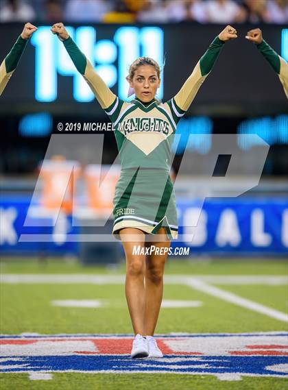Thumbnail 3 in Cardinal Hayes vs. St. Joseph Regional photogallery.