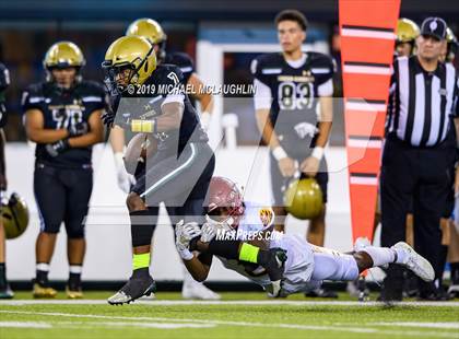 Thumbnail 3 in Cardinal Hayes vs. St. Joseph Regional photogallery.