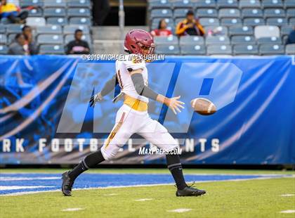 Thumbnail 3 in Cardinal Hayes vs. St. Joseph Regional photogallery.