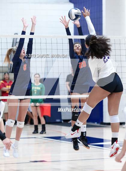 Thumbnail 2 in  Archer School for Girls vs Chaminade (Viewpoint Invitational) photogallery.