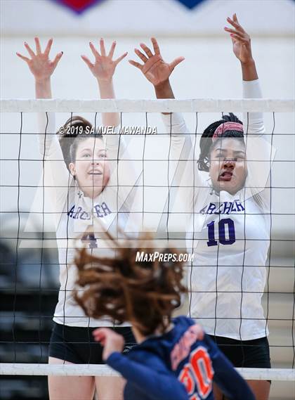 Thumbnail 2 in  Archer School for Girls vs Chaminade (Viewpoint Invitational) photogallery.