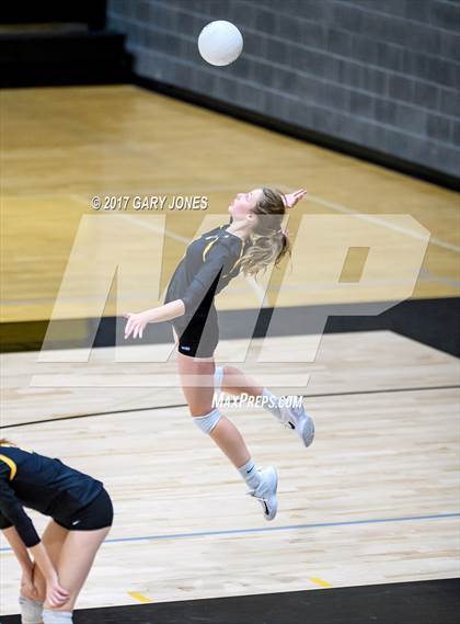 Thumbnail 3 in Whitney @ Del Oro photogallery.