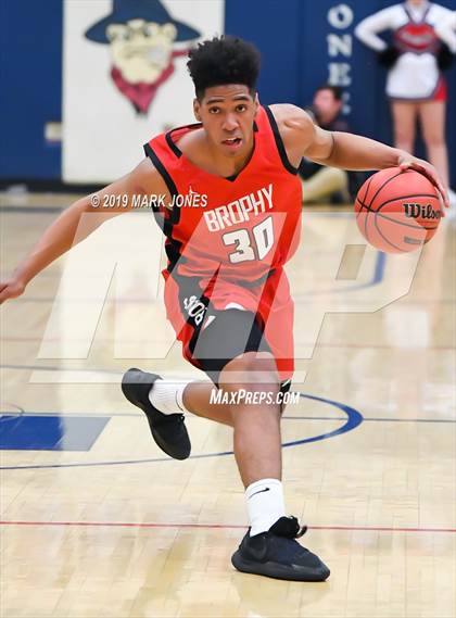 Thumbnail 3 in Pinnacle vs. Brophy College Prep (AIA 6A Quarterfinal) photogallery.