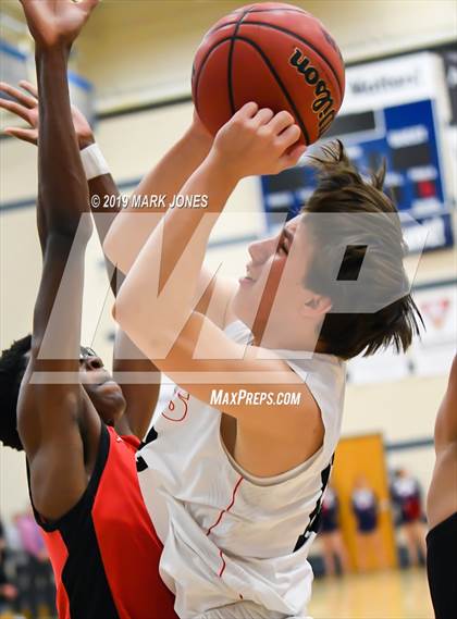 Thumbnail 3 in Pinnacle vs. Brophy College Prep (AIA 6A Quarterfinal) photogallery.
