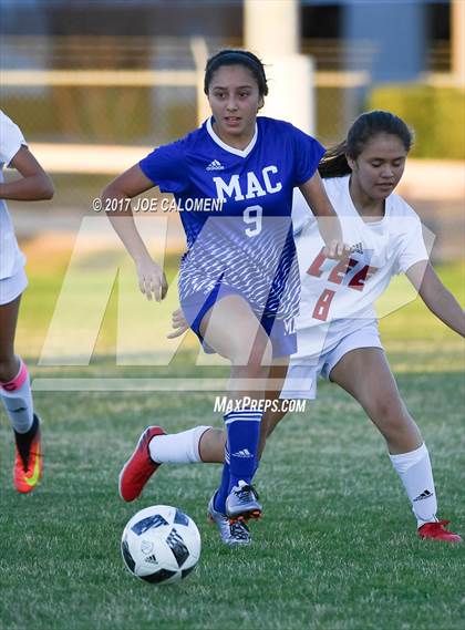 Thumbnail 3 in MacArthur [Douglas] vs Lee [Robert E.] photogallery.
